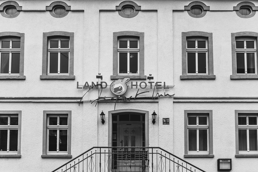 Landhotel Airport-Inn เลาเซนเฮาเซน ภายนอก รูปภาพ